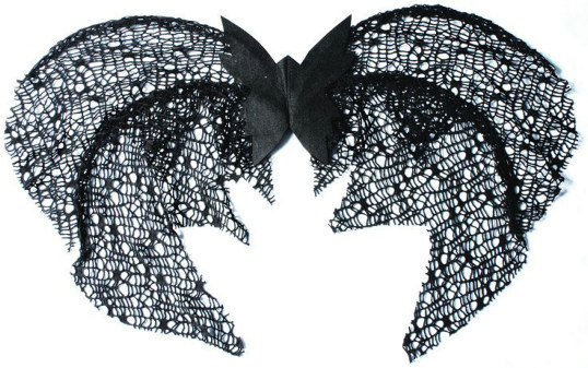 Black Web Wings (Club Size) Adult