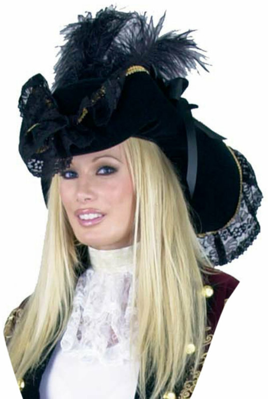 Velvet Pirate Hat - Click Image to Close