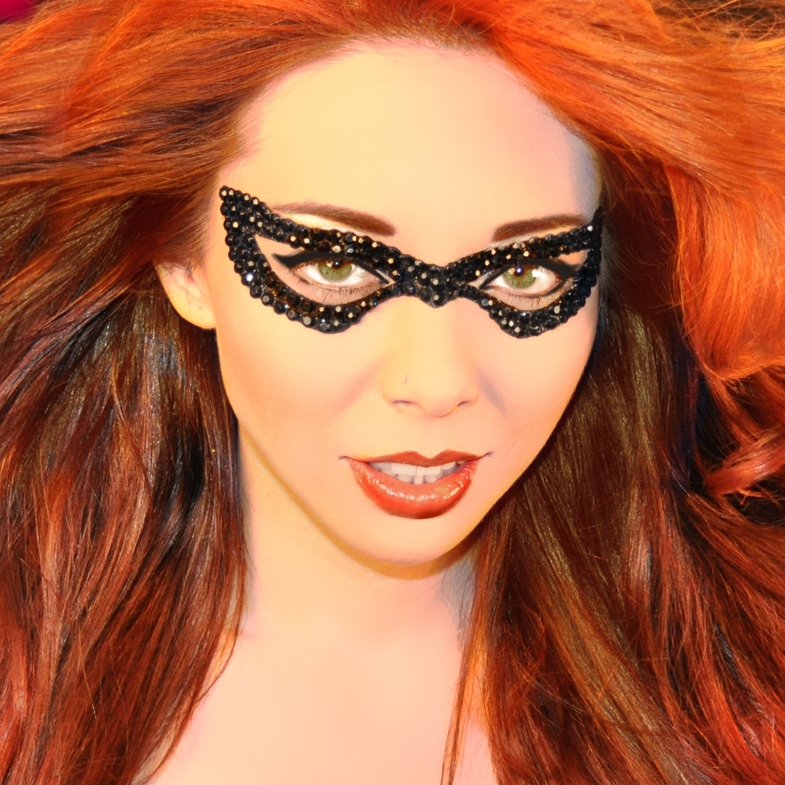 Xotic Eyes Bat Wing Girl Mask - Click Image to Close