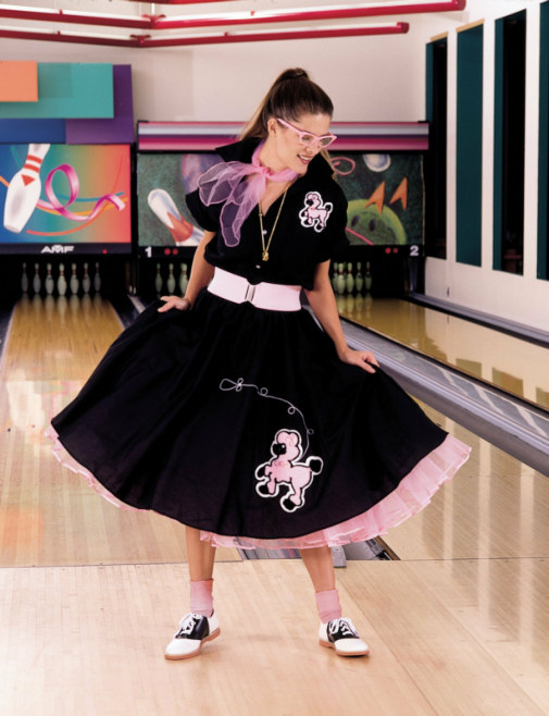 Complete Poodle Skirt Outfit (Black & Pink) Adult Costume - Click Image to Close