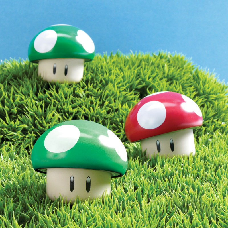 Super Mario Bros. Sour Candy Mushroom Tin - Click Image to Close