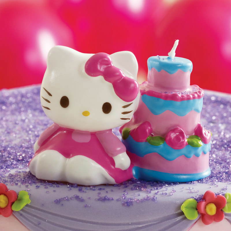 Hello Kitty Molded Candle