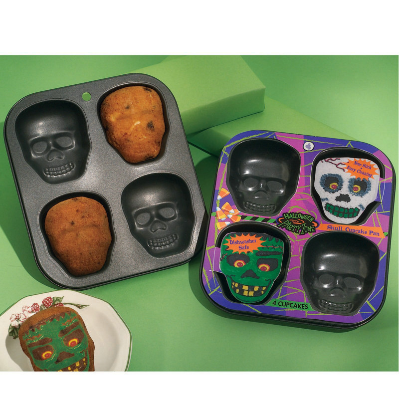 Skull Cupcake Pan - Click Image to Close